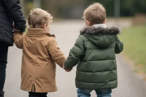 Czy dziecko może decydować o kontaktach z ojcem? Prawda i mity