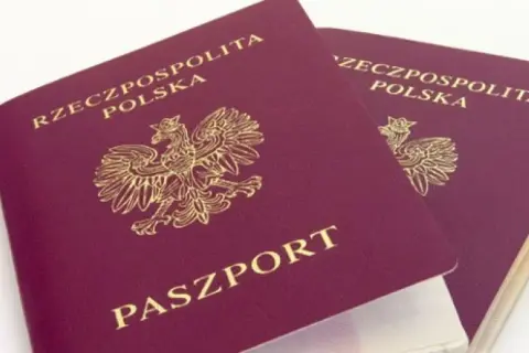 Jak złożyć wniosek o paszport dla dziecka - uniknij błędów i trudności