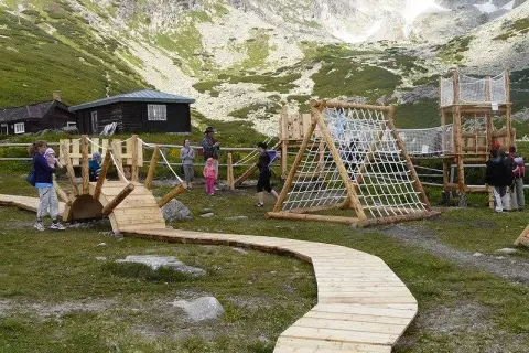 Gdzie w Tatry z dzieckiem? Odkryj najłatwiejsze trasy dla rodzin